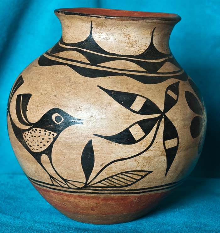 Vintage Santo Domingo Bird Pot
