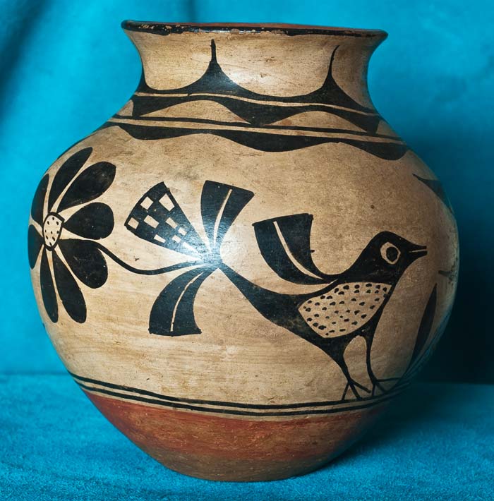 Vintage Santo Domingo Bird Pot