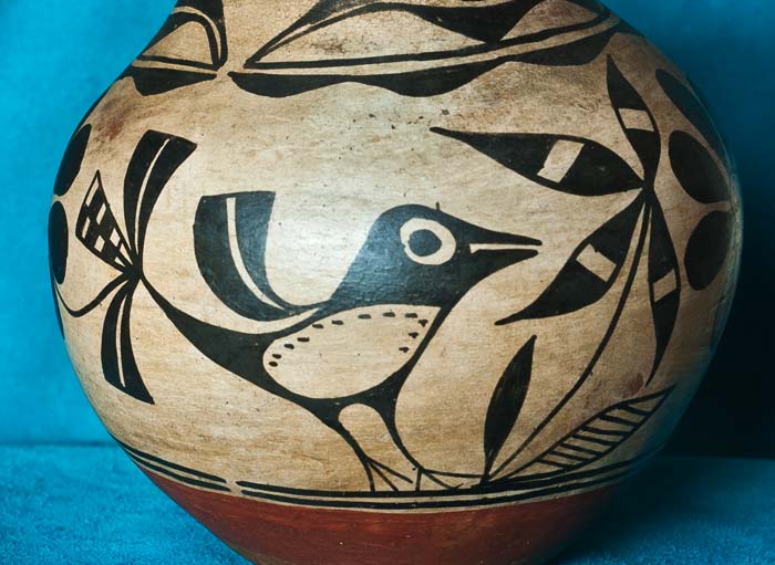 Vintage Santo Domingo Pottery Bird Jar Ed Wade Collection