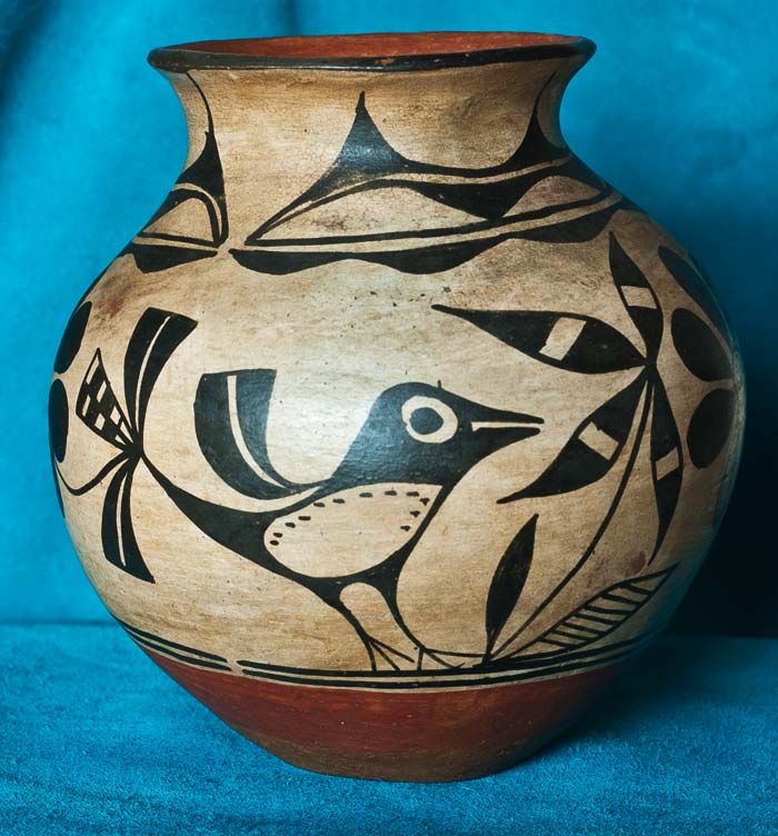 Vintage Santo Domingo Bird Pot