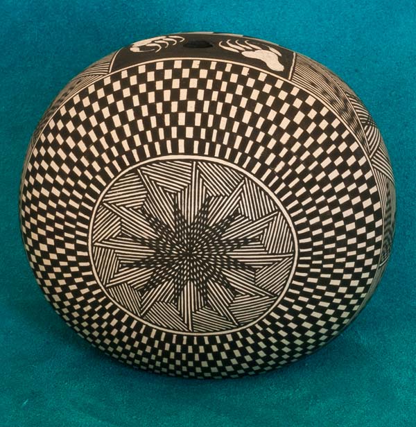 Brian DeLorme Acoma Pueblo Pottery-D